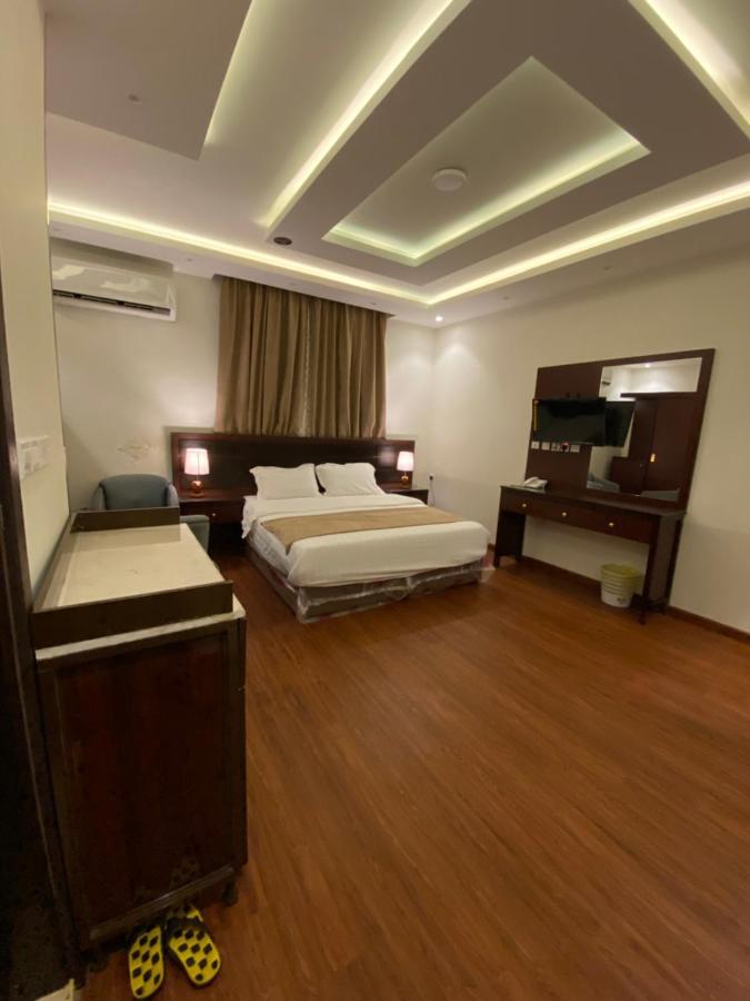 النايفات للوحدات السكنية المفروشة Jidá Exterior foto