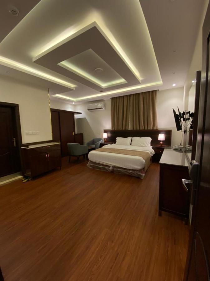 النايفات للوحدات السكنية المفروشة Jidá Exterior foto