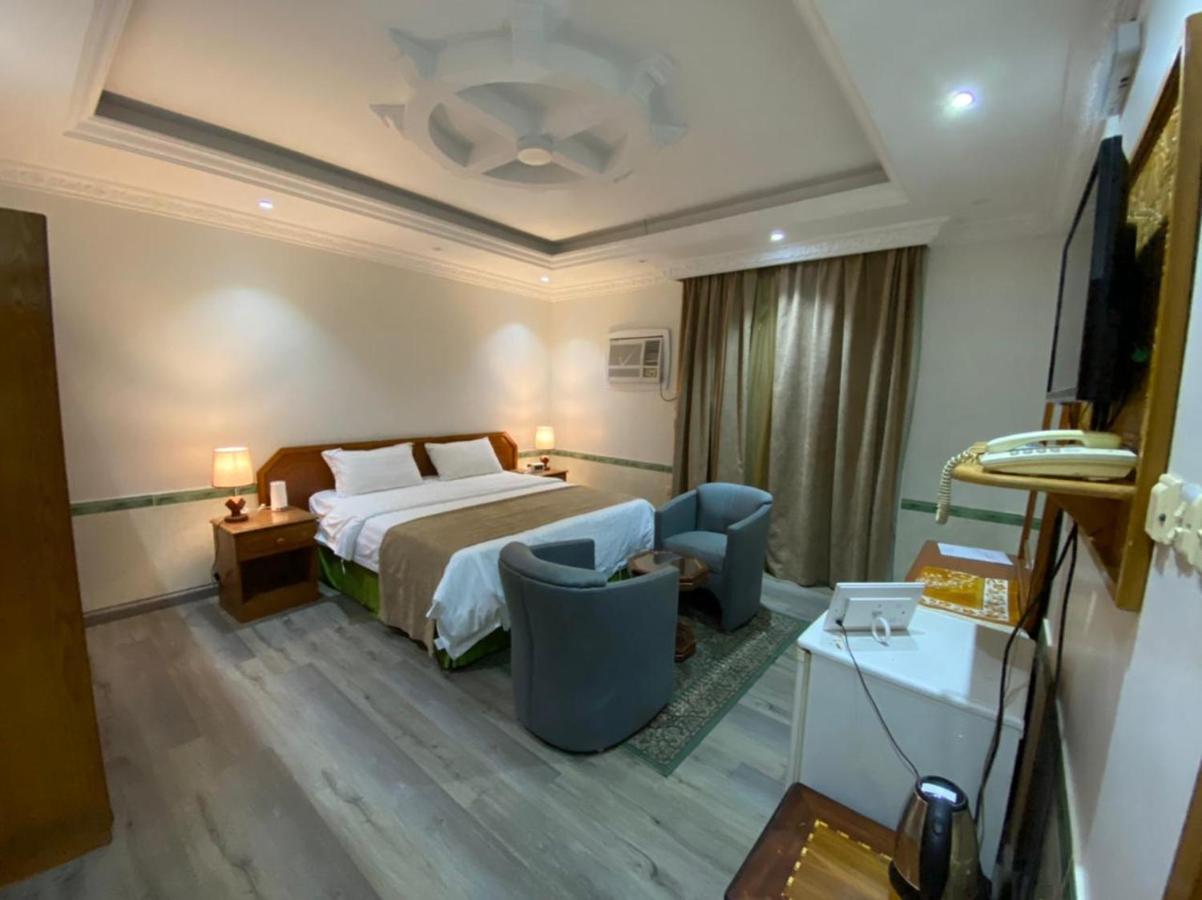 النايفات للوحدات السكنية المفروشة Jidá Exterior foto
